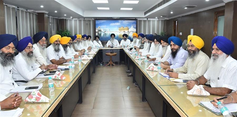 SGPC Executive Committee strongly condemns hate propaganda against Sikhs and Punjab