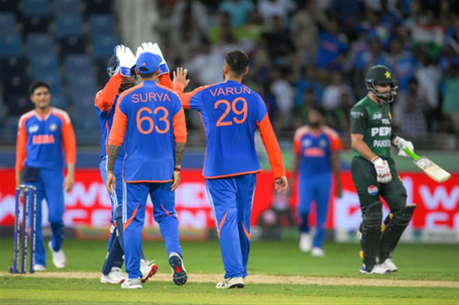 Indian players skip handshake with Pakistan as Asia Cup clash ends in frosty silence