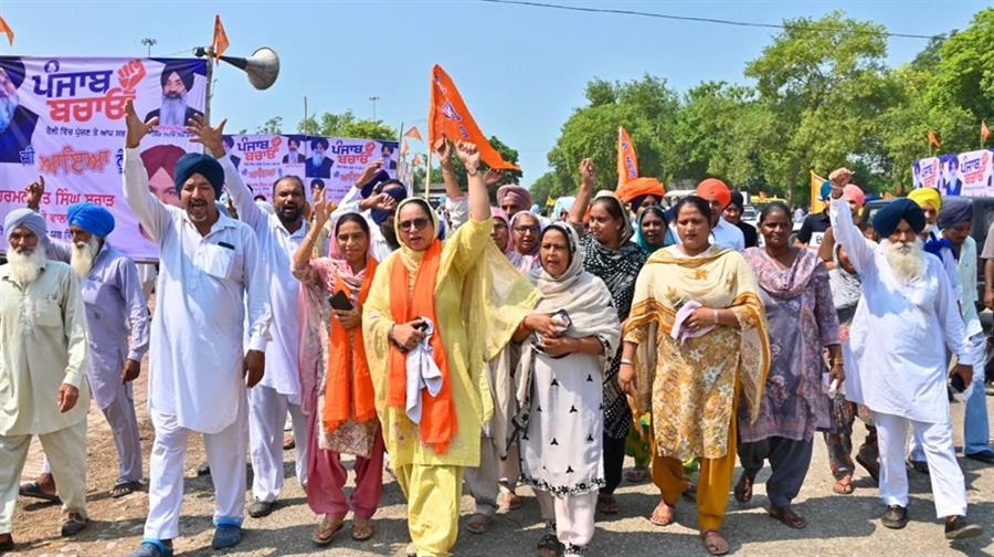 Shiromani Akali Dal (Badal) holds massive protests against power cuts across Punjab